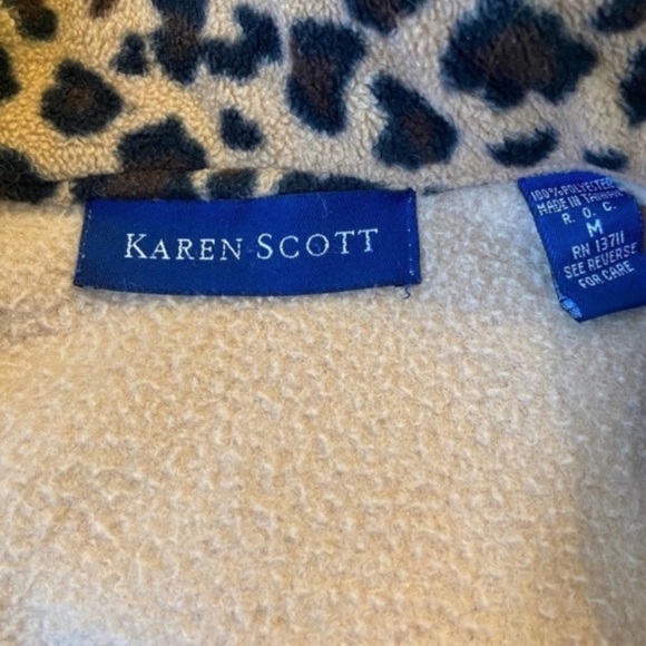 Karen Scott Fleece Front Zip Jacket
Size Medium - Picture 4 of 4